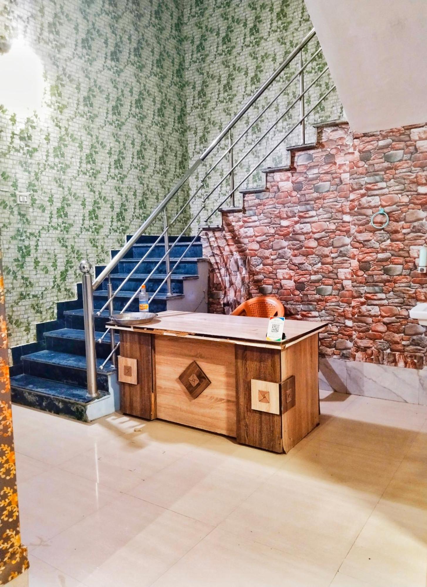 Balaji Homestay Mathura In Vrindavan Dış mekan fotoğraf