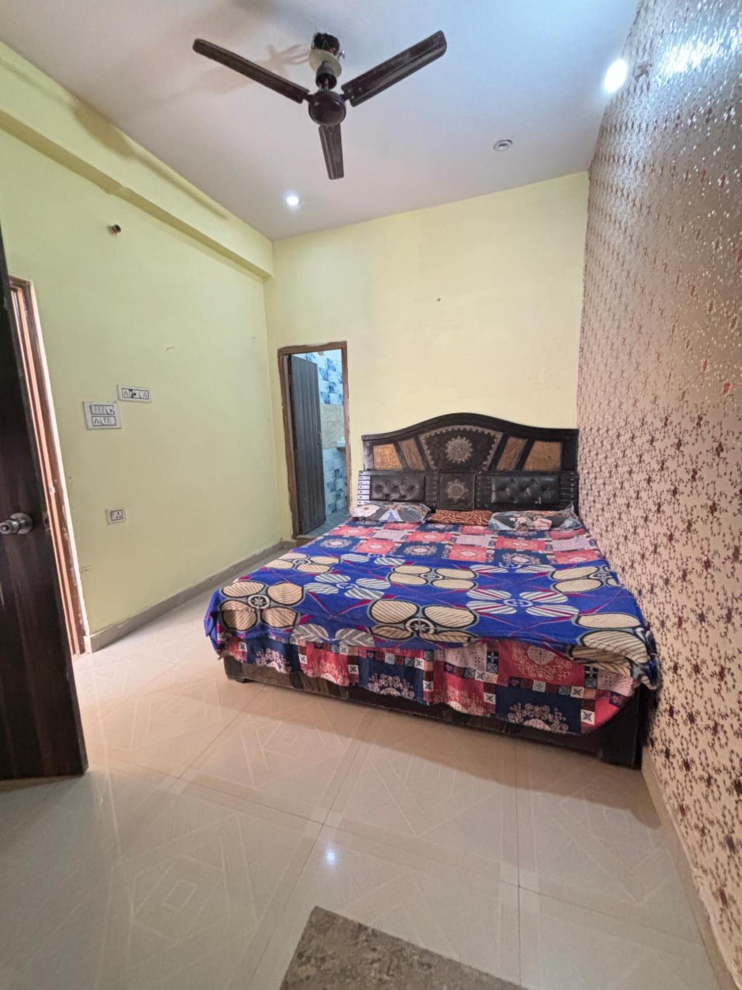 Balaji Homestay Mathura In Vrindavan Dış mekan fotoğraf